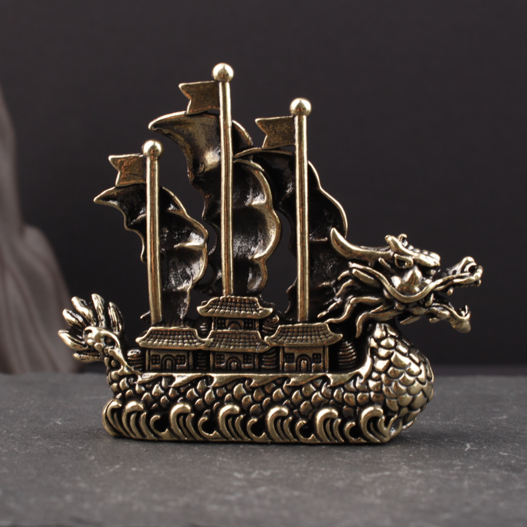 Drachenboot-Statue als Heimdek – Office Technologies Bewertung und Preis